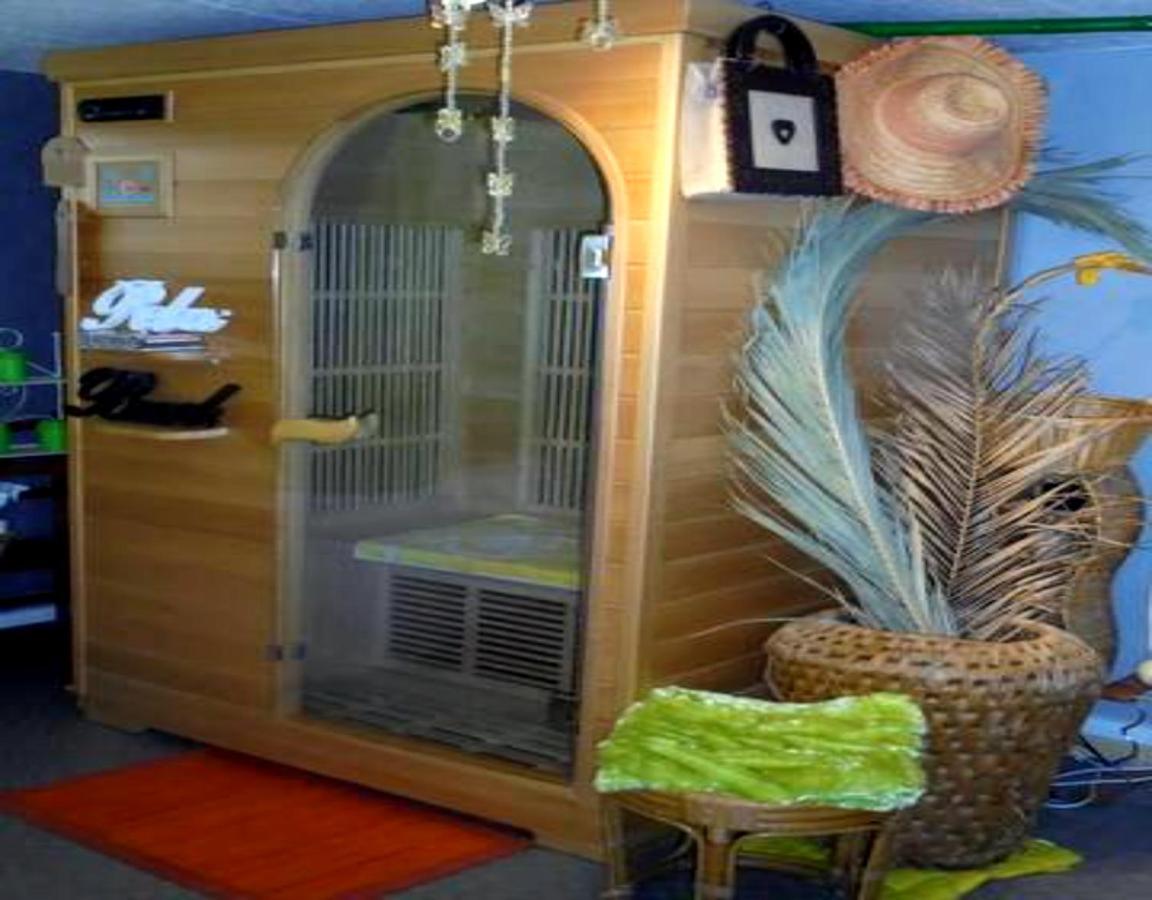 Blue Room, Kitchenette โชมง ภายนอก รูปภาพ